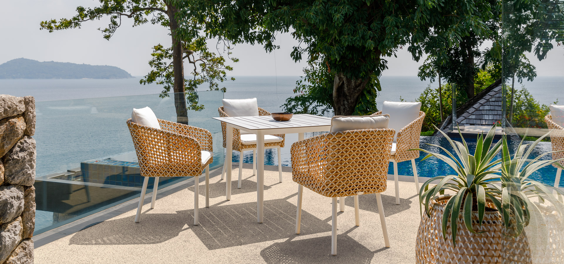 HANDCRAFTED CUSTOMISABLE @ OUTDOOR FURNITURE