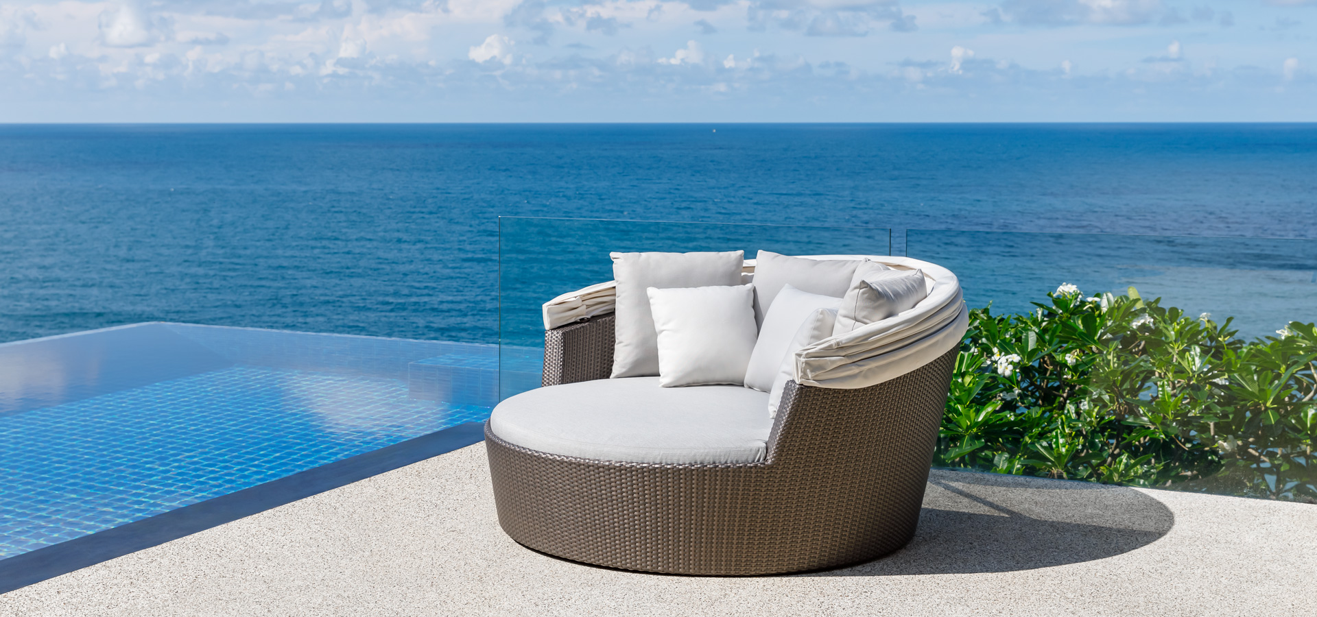 ohmm-nest-outdoor-daybed