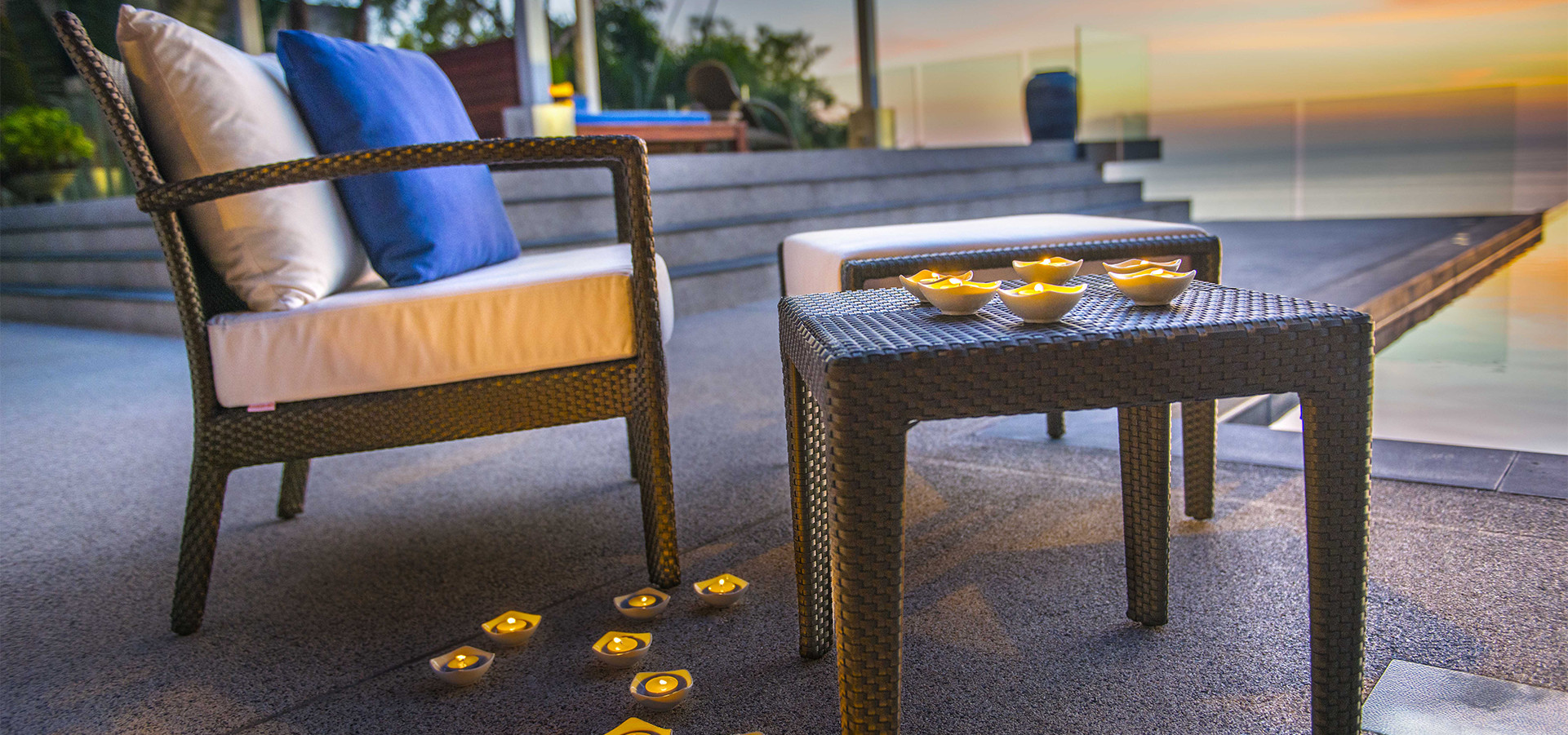 CATEGORY @ Lounge Furniture